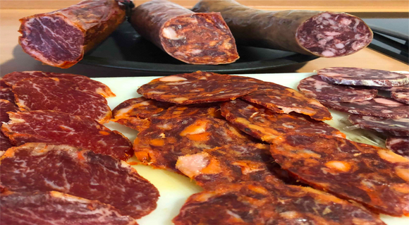 Longe, salchichón et chorizo