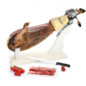 Acorn-fed Iberian ham 100% Iberian breed D.O. Extremadura De Nuestra Tierra knife cut 100g approx