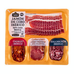 Assortiment de produits ibériques La Hacienda del Iberico contient du jambon appât, du chorizo, de la longe de porc et du salchichón